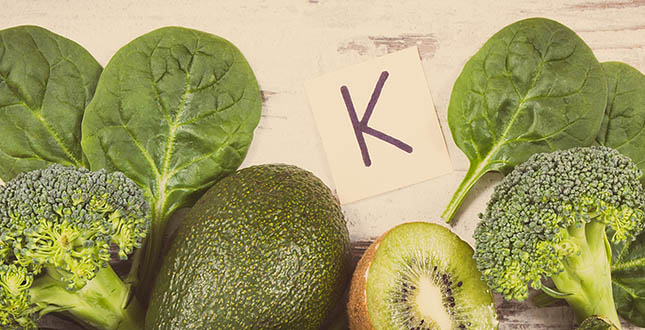 Vitamine K: wat doet het en waar dat in? -